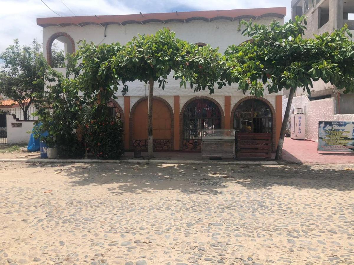 Bungalows Flamingos Rincon de Guayabitos Bagian luar foto
